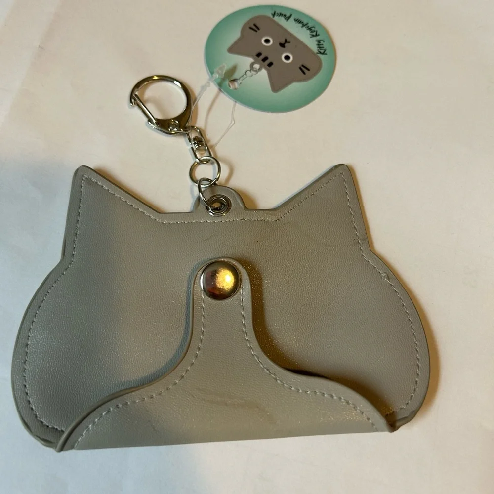 Source Unknown Gray Cat Keychain Pouch